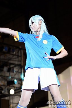 TGS 2013200̾Υץ쥤䡼ѥեޥ󥹤ϪCosplay Collection Nightפեȥݡ