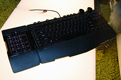 NVISION 0802MicrosoftΥޡܡɡSideWinder X6 KeyboardפOCZΥޡޥDominatrixפȥץ쥤֥Ÿ