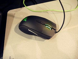 E3 2012Razer֡˿ޥRazer TaipanפȡMechWarrior Onlineѥȥ餬Ÿ