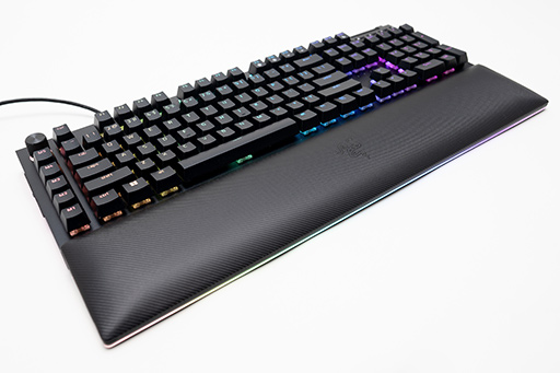 RazerܡɤΥեååסBlackWidow V4 ProפƥȡʤϹ⤤ܥڥåν¤֤˴äΥӥ塼