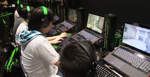 #005Υͥ/TGS 2011ͥϤɤΥˡRazer TGS TournamentסAVASFη辡ݡ