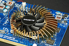 GIGABYTE12000ߤATI Radeon HD 3650ܥɤȯ