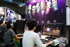 #002Υͥ/TGS 2011Ͽ¿PCϥ᡼ŸƤGaming PC Worldץ֡ݡ