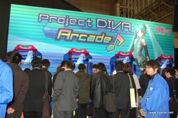 #009Υͥ/3DΩλбΤΡMETAL GEAR ARCADEס鲻ߥΤProject DIVA ARCADEס֥֥ץ饹ץץ饤ƥʤɤ򸫤ĤAOU2010 ߥ塼ȡݥݡ