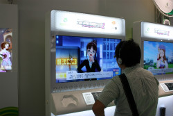 TGS 2010ϥޥեȥ֡ˤϥɥѡƥȥޤ50ȥ뤬롣Kinectбȥ֥ޥ2פλͷʤɸ