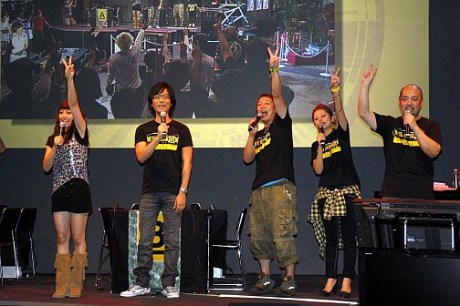 TGS 2010] ФοפMETAL GEAR SOLID PEACE WALKER SUMMER CAMP׷辡ݡ