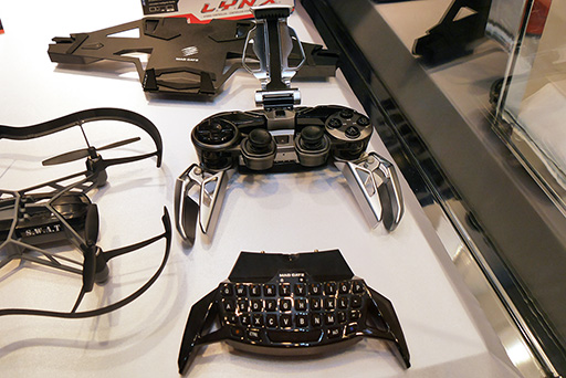  No.019Υͥ / TGS 2015Mad Catz̤ȯɽΥޡޥȥ磻쥹إåɥåȤϪμµץ