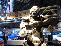 TGS 2010ϤȤˤǫ˺ꤳǤTPSVANQUISHפTGSСץ쥤θǤȤϰۤʤ2ơαФϡʹɤˤۤɤ