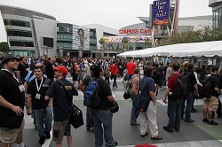 E3 2010ϡ֥˥ƥɡ3DSפʤäΥ꡼οȯɽ줿ǤŷƲΥץ쥹ե®