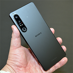 ˡؼб˾󥫥ܤXperia 1 IVפȯɽߥɥ륯饹ΡXperia 10 IVפо