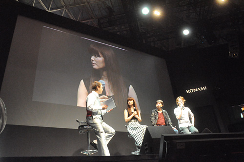 #013Υͥ/TGS 2011ϻäβΤϪ줿KONAMI֡ΡΧΥȥ饿ץڥ륹ơݡ