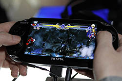 E3 2011PS VitaѡBLAZBLUE CONTINUUM SHIFT II PLUSʲˡפΥǥǤE3θץ쥤ʼʳƮ򤤤ĤǤɤǤ