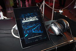 TGS 2012ϡjubeatץ꡼KONAMI֡·ǿjubeat saucerפXperiaǡjubeat plusפˤĤơǥ쥯ؤʹƤߤ