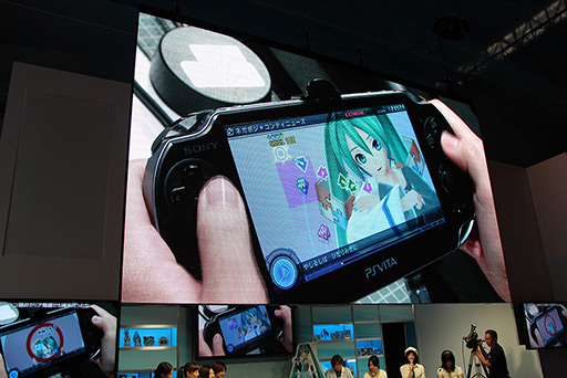 #012Υͥ/TGS 2012ϥߥΥޥ˥åʥǥ͡ȤϪܤˡ3֥ӤǤФá ɥá餱ΡProject DIVA f١ץݡ 