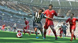 gamescomϿ󥸥κѤǡ˿ʹ֤餷ưǽˡ֥˥󥰥֥ץ꡼ǿPro Evolution Soccer 2014ץץ쥤ݡ