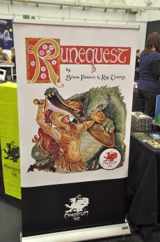 SPIEL'18ϺƻưRuneQuestפȥѡȡ֥ȥտTRPGפΤȤäȤJeff RichardʹƤߤ