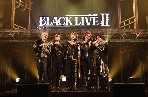 ֥֥å -Theater Starless-סKT Zepp YokohamaǳŤ줿BLACK LIVE IIɤΥ饤֥ݡȸ