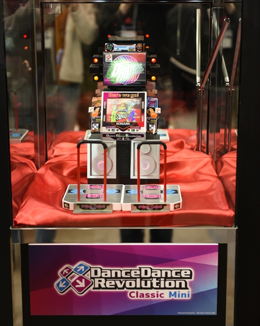 DanceDanceRevolution Classic Miniפμµץ̿ϤվñΤǤʤͷ٤ʻž夬