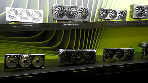  No.003Υͥ / GeForce RTX 5090פΥ768ʿmm ܥɤ¿Ϫ줿NVIDIA֡å