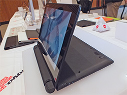 Lenovo˻Ȥ륹դAndroid֥åȡYOGA TABLETפȯɽŸͽΥޡPC鸫