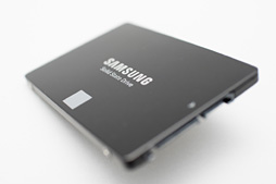 SSD 860 PROסSSD 860 EVOץӥ塼SamsungοSATA 6Gbps³SSDϲѤäΤ