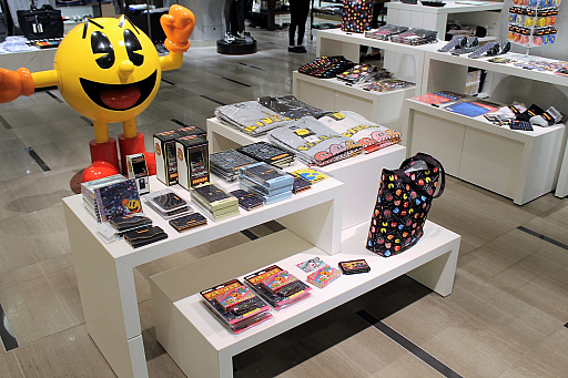 »ۤǳΥѥåޥ37ǯ٥ȡPAC-MAN meets Ginza Mitsukoshiפ˹ԤäƤߤ䥰å